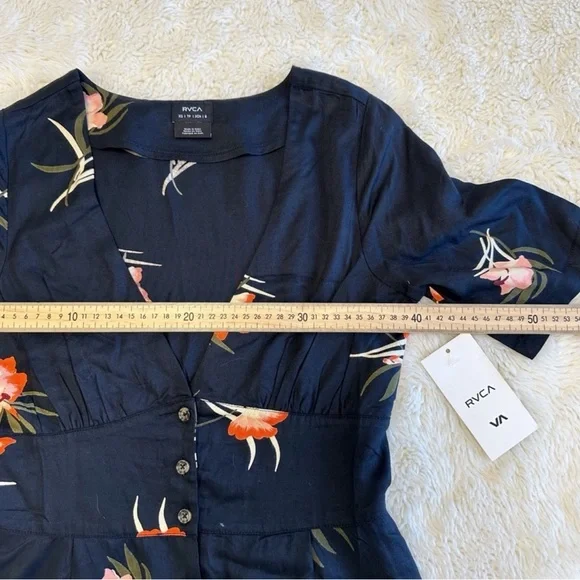 NWT RVCA Women Black Floral V-Neck Front Button Closure Midi Dress XS Whimsigoth - Picture 6 of 11